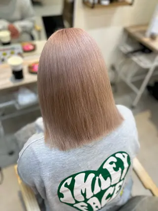 ミディアム カラー BELLE by revo 山口 か乃のヘアスタイル