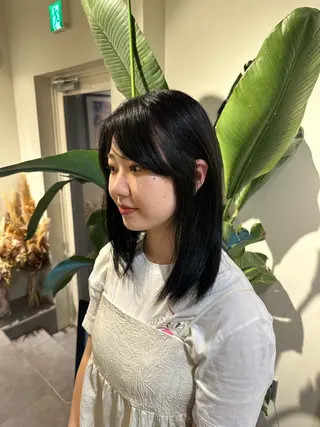 セミロング カラー HANAME 原宿美容室のヘアスタイル