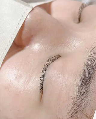 パーマ Aster アステールのマツエク・マツパデザイン