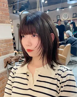 ミディアム カラー 🫧小顔顔周りカット レイヤー/縮毛/白倉のヘアスタイル