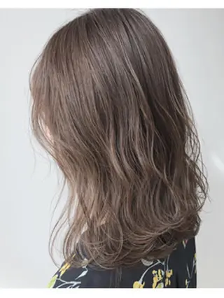 セミロング カラー ヘアアレンジ 【公式】amble luxe池袋東口🩷のヘアスタイル