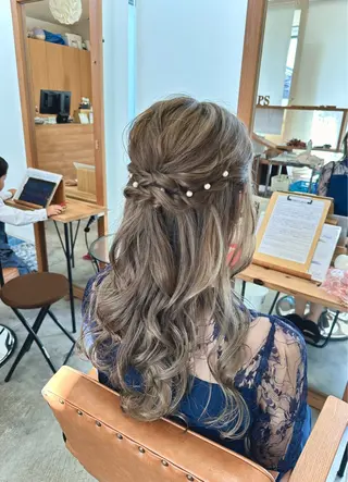 ヘアアレンジ 酸性ストレート/ブリ ーチなしWカラー河本のヘアスタイル