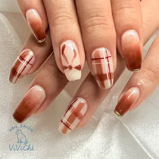 ネイル ViViChi 梨帆のネイルデザイン
