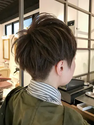 ショート カラー 二児のパパで店長な 戸田健治のヘアスタイル