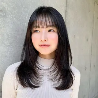 ミディアム カラー 内野 龍海 / レイヤーカットのヘアスタイル