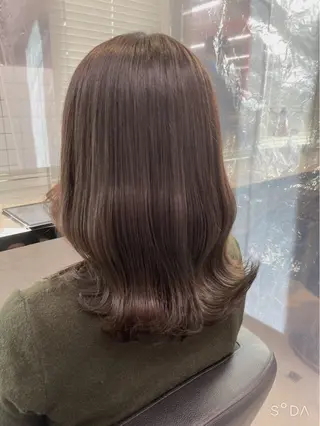 ミディアム カラー ヘアアレンジ 🎀RIN🎀 縮毛矯正🩶暗髪のヘアスタイル