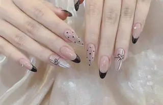ネイル AKIKO ネイルサロンのネイルデザイン