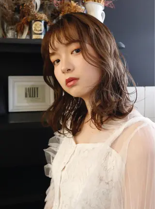 ミディアム Ebihara Satomiのヘアスタイル