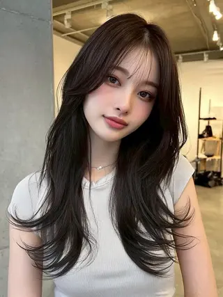 ロング sasa ササのヘアスタイル