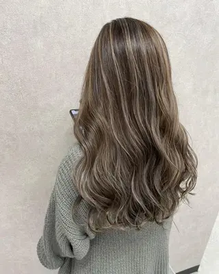 ロング カラー パーマ ヘアアレンジ メンズ キッズ ネイル マツエク・マツパ アイブロウ Eirデザイナーズ サロン茶屋町tomoのヘアスタイル