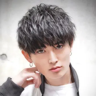 ショート confidence 新宿本店【公式】のヘアスタイル