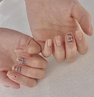 ネイル Queens みなみのネイルデザイン