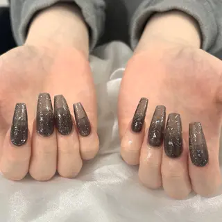 ネイル MODA MANAMIᵕ̈のネイルデザイン