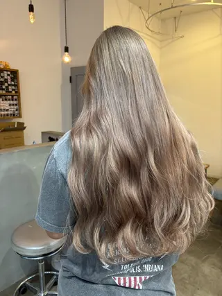 ロング REIKA 【eito】のヘアスタイル