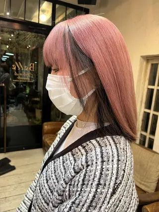 カラー 小山 奈津のヘアスタイル
