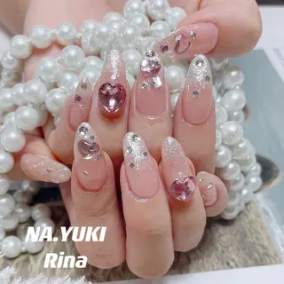 ネイル 🦋 Queenieのネイルデザイン