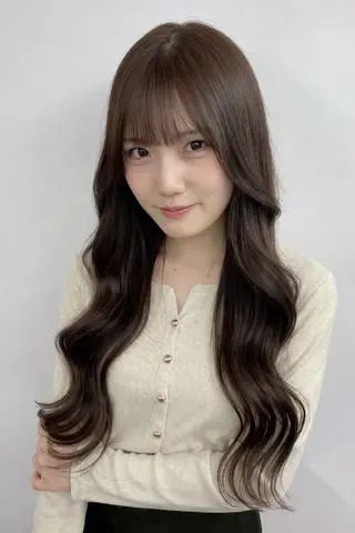 ロング カラー ベルグロー アルファのヘアスタイル