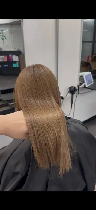 セミロング カラー ヘアアレンジ レイヤーカット/ボブ 似合わせ/透明感カラのヘアスタイル