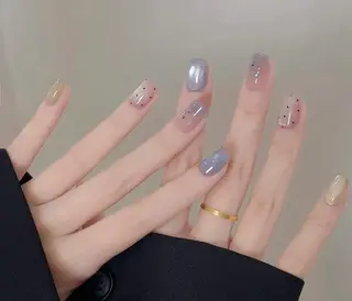 ネイル 高木 維麗絲のネイルデザイン