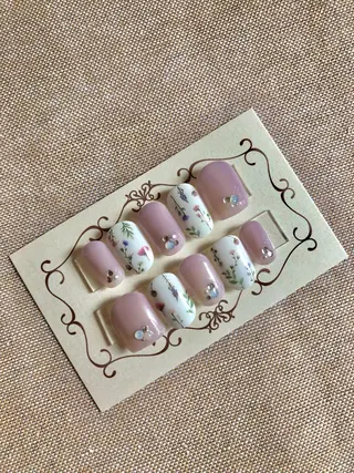 ネイル Luana nail (ルアナネイル)のネイルデザイン