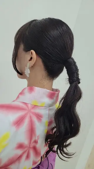 ロング ヘアアレンジ ヘアメイクサロン Red Lipps のマツエク・マツパデザイン