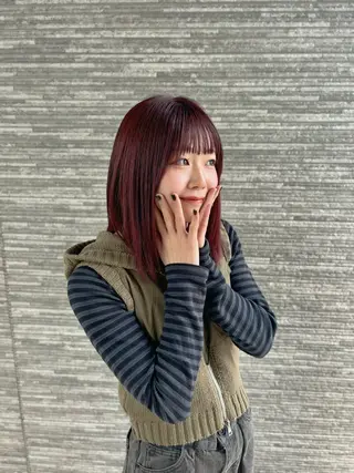 ミディアム カラー たんの さゆのヘアスタイル