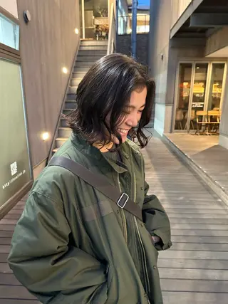 ミディアム 似合わせレイヤー 海外風レイヤーmioのヘアスタイル