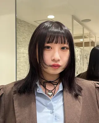 ミディアム カラー 艶髪【カラー支持率 No.1】リノ🪐のヘアスタイル