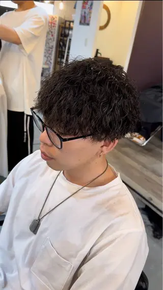 パーマ メンズ 透明感カラー特化若山 結愛のヘアスタイル