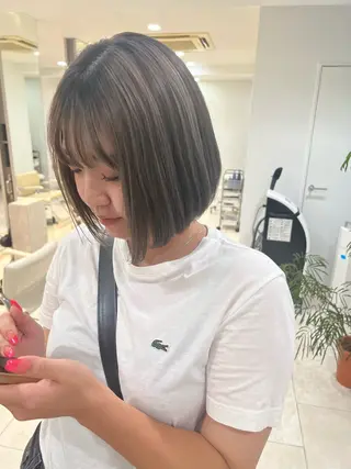 ショート カラー 🌝ぷる艶ハイトーン 柔らかヘア🍅まあやのヘアスタイル