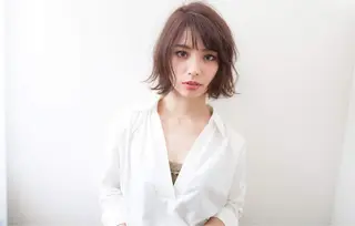 ショート ヘアールーム アートのヘアスタイル