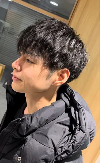 パーマ メンズ 瓦井 慧のヘアスタイル