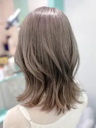 ミディアム 原 千景のヘアスタイル