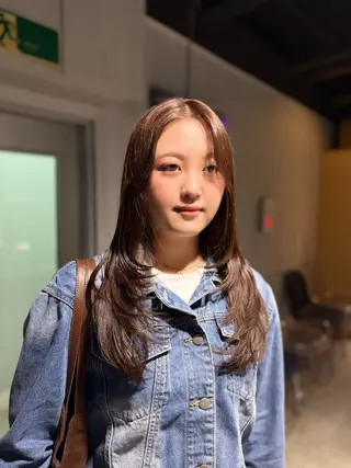 ロング カラー NANAMI🩵 大人可愛い韓国ヘアのヘアスタイル