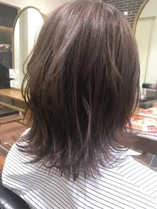 ミディアム カラー アザマ　ヤスカツ _rosso 川口のヘアスタイル