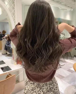 ロング Lond Luna 浅野香蓮のヘアスタイル