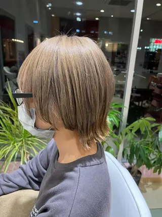 ショート カラー 初ブリーチOK✨ ハイトーン稲吉菜々美のヘアスタイル