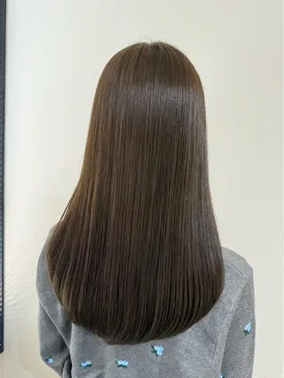 セミロング NANA / MONDのヘアスタイル