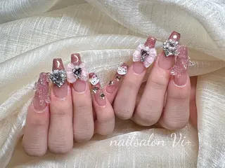 ネイル ✨Nailsalon Vi+✨のネイルデザイン