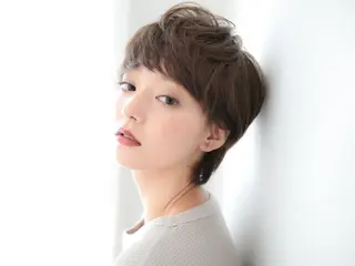 ショート カラー パーマ レイヤーカット✂️ 横浜No1♡下鳥翔子のヘアスタイル