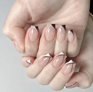 ネイル Queens みなみのネイルデザイン