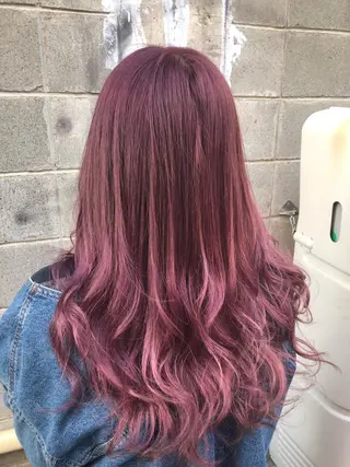 カラー ダブルスキルエクステ /羽エクステ白石宇由のヘアスタイル