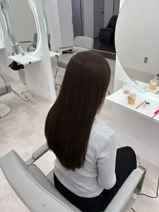 ロング カラー 佐藤 琳のヘアスタイル