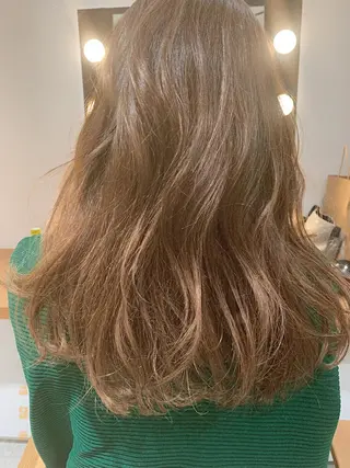 ロング カラー ムトウ リンカのヘアスタイル