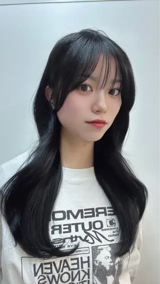 ロング レイヤーカット/ 艶カラー/山内一暉のヘアスタイル