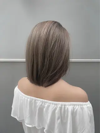ミディアム カラー 中村 彩乃のヘアスタイル