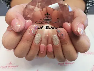 ネイル ネイルリボン 受付スタッフのネイルデザイン