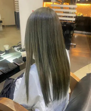 ロング カラー ヘアアレンジ 烏山 達也のヘアスタイル