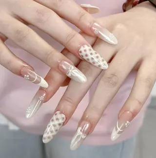 ネイル Molly _nailのネイルデザイン