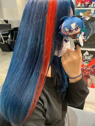 ロング カラー インナーカラー 推し ブリーチ 髪質改善のヘアスタイル
